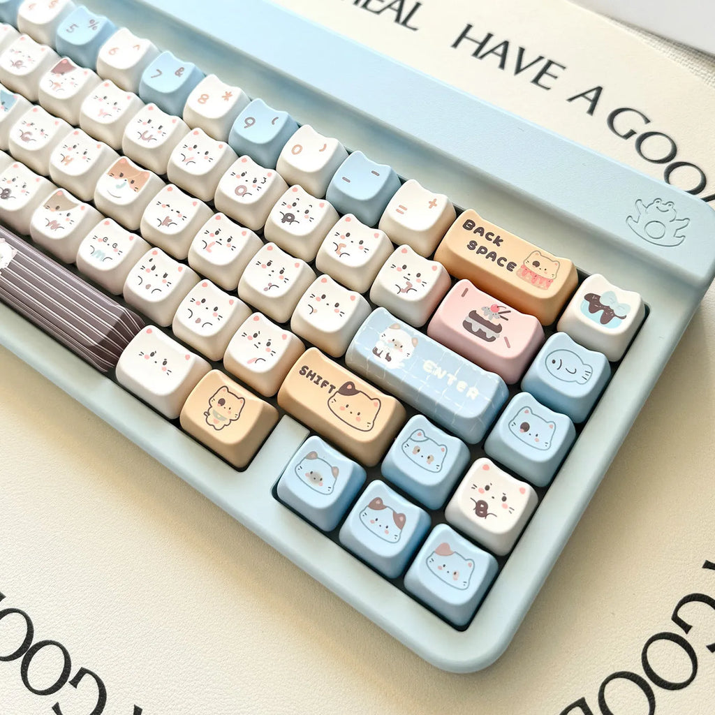 High Sea Salt Cat pastel PBT keycap set for mechanical keyboards with 7u spacebar supplement