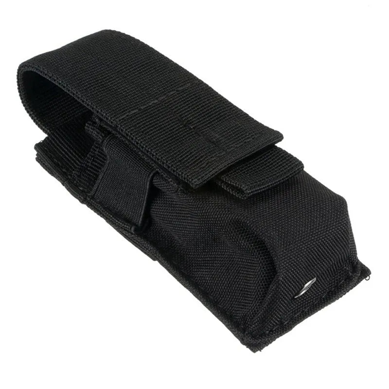 Tactical waist bag with Molle straps for pistol cartridges and flashlights in camouflage pattern