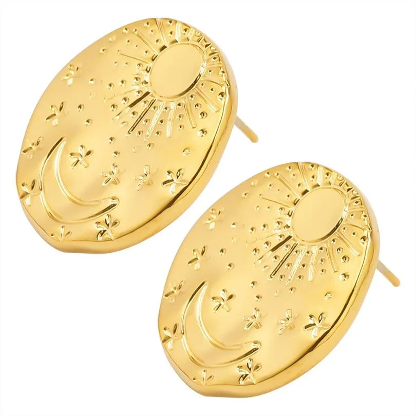 304 stainless steel earring studs with geometric shell designs in gold and silver finishes