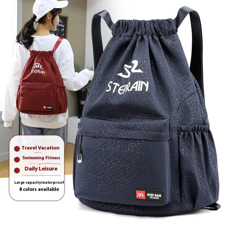 Solid colour drawstring backpack in Oxford cloth with water pillow belt system showing large and small size options