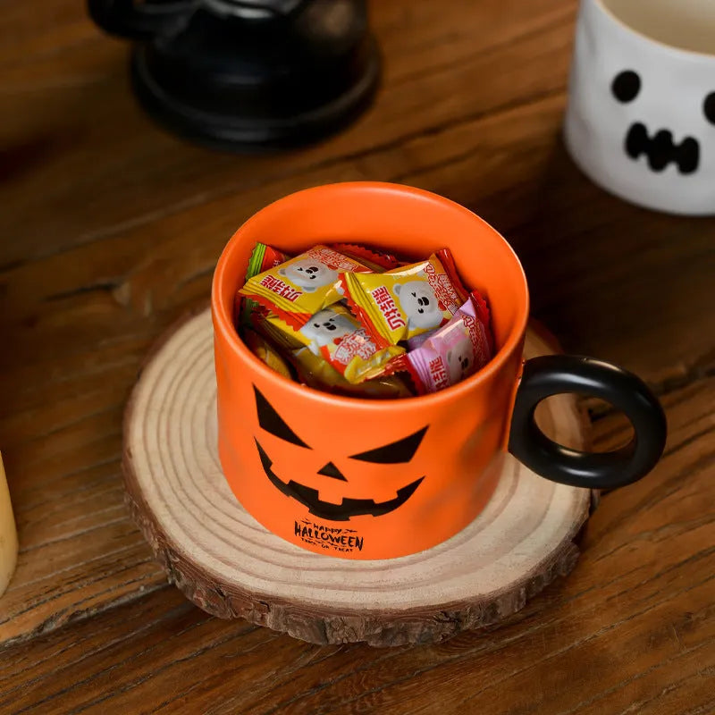 15cm orange ceramic pumpkin mug with handle, dessert spoon, and gift box packaging