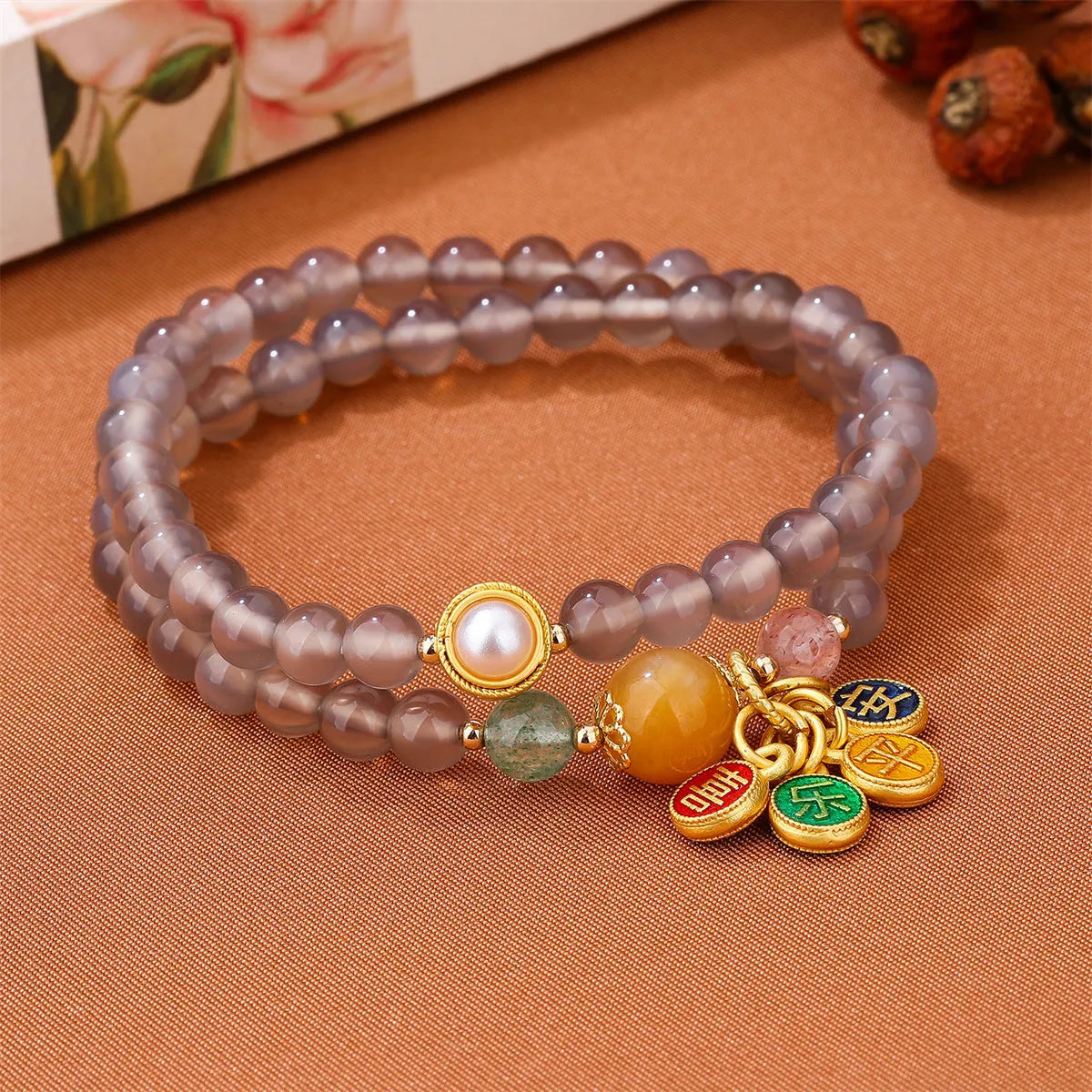 Natural grey agate women's bracelet with two-circle design and retro style