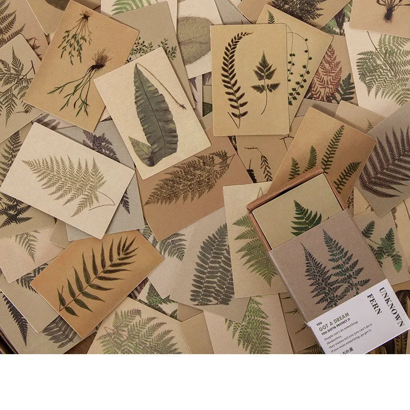 100 double-sided retro mini note cards in seven colours including blossoming flowers and antique paper