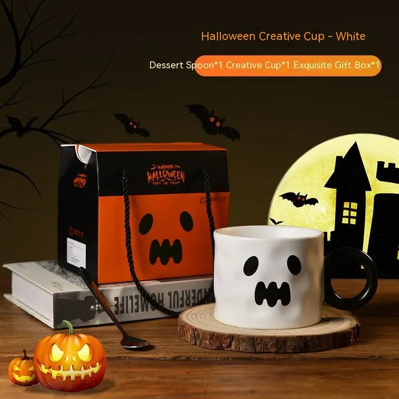 15cm orange ceramic pumpkin mug with handle, dessert spoon, and gift box packaging