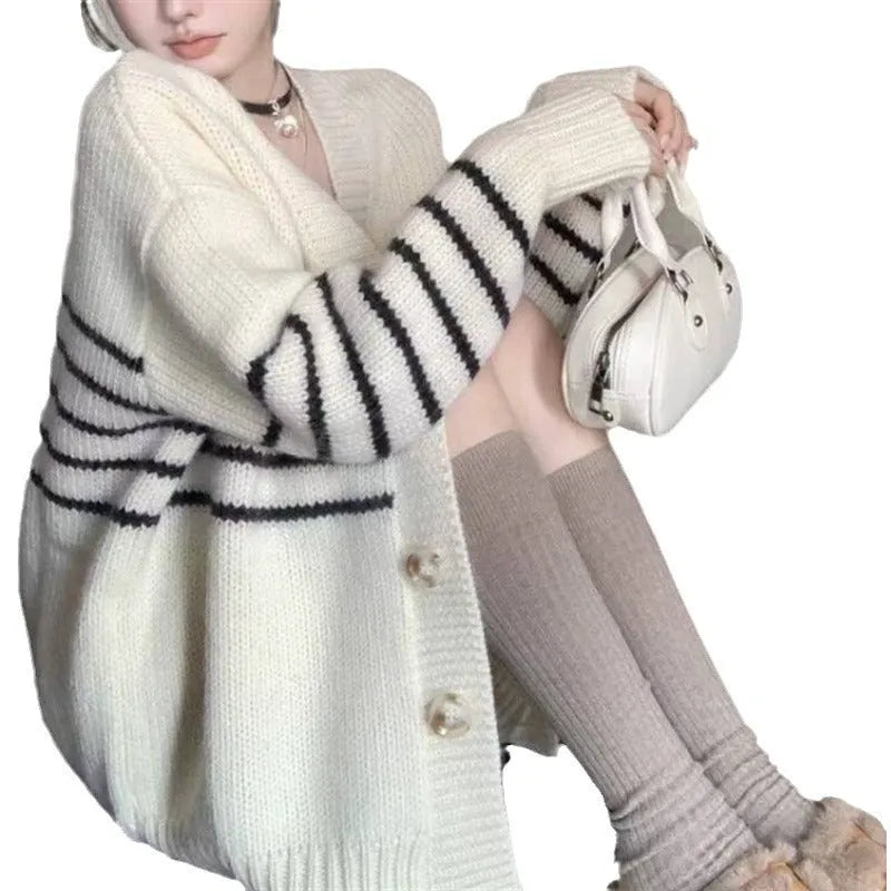 Collar button cardigan sweater with 3D pattern in Japanese Korean casual autumn style